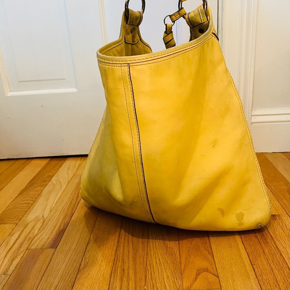 Authentic Vintage Y2K 2000 Hobo Coach Yellow Leather Shoulder Bag M0893-F13356 - Picture 10 of 16